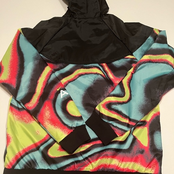 NWT Nike Kids Woven Max Volume Lined Jacket Size X-Large MSRP $80 (H)🔥🔥 - Picture 9 of 9